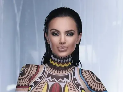 Новият клип на Мария ЗАБРАНЕН за малолетни! Видеото крайно скандално, певицата както майка я родила