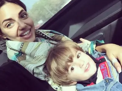 ТЕЗИ ДВЕ ВИДЕА ще ви трогнат! Вижте как децата на Благо реагират на сватбата му с Есмер