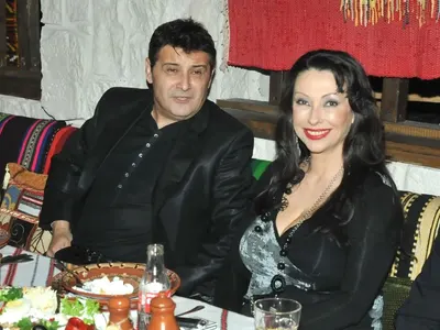 Здравко от „Ритон“ посягал на жена си! Певецът ставал агресивен и налитал на бой, като прекали с алкохола