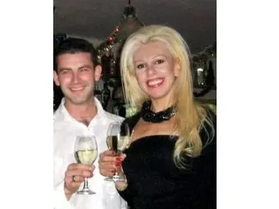 Гаджето на Луна: С нея редуваме бой и любовни ласки (Вижте какво разказва за връзката им)