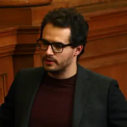 Измама? Реформаторът Антони Тренчев с кола за 320 бона, била служебна