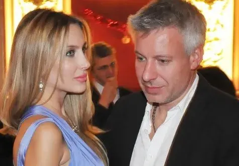 Мъжът на Антония Петрова имал над $ 50 милиона! Миската отишла при него „на повикване“! (Вижте още скандални истини)