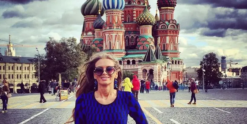 От вътрешен човек: Велина Узунова открадна гаджето на Ели Гигова! Вижте с кого беше в Москва (+СНИМКИ)