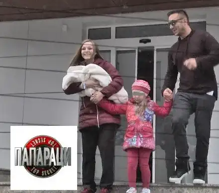 Папарашки кадри от изписването! Коцето заведе хубавото Наде и новородения им син Александър вкъщи! (Семейството лети от щастие)