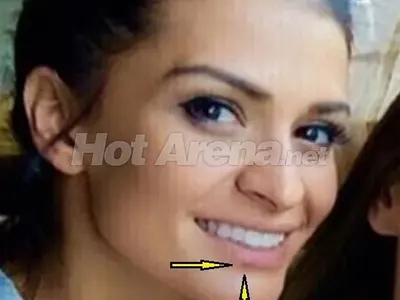 Преслава си тръгна от „ВИП Брадър“ с ... ХЕРПЕС! (Прави си селфита с него и хич не й пука)