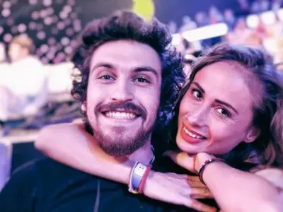 Снахата на Маги Халваджиян се събличала топлес за 200 лева! Подробности за разкрепостеното й минало