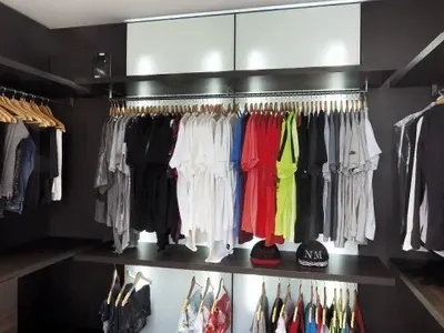 СНИМКИ! Ники Михайлов живурка в жилище за милиони! (Управлява уреди чрез интернет, вижте интериорът и гледката)