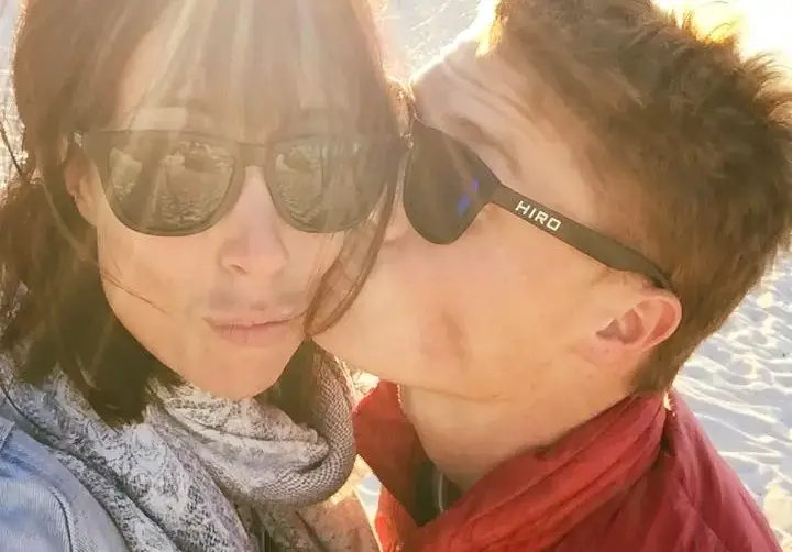 Зара се жени! Вижте как гаджето й Ерик й поиска ръката на плаж в Австралия