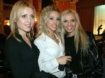 Защо Таки не дойде на рождения ден на жена си? Отговорът + реакцията на Шехтова вижте ТУК