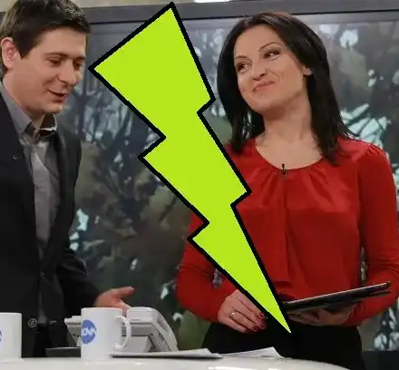 Цолова и Виктор във война (Ани в паника, че пада от екран, за да остане Николаев сам)