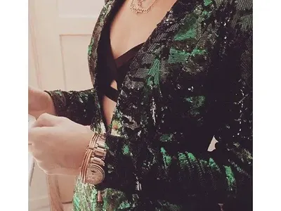 Позор! Ето кои „звезди“ се биха за парцали в бутик (Галена и щерката на Радо Слънцето първи в списъка + имената на другите)