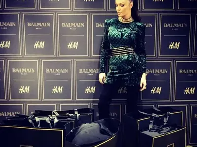 Позор! Ето кои „звезди“ се биха за парцали в бутик (Галена и щерката на Радо Слънцето първи в списъка + имената на другите)