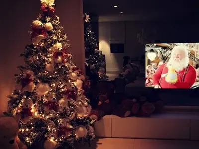 Николета и Никол първи станаха готови с Коледната украса! (+Поредното доказателство, че в светските среди у нас Лозанова е №1)