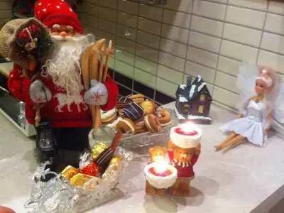 Звездни коледни украси! Мария, Моника и Цвети Янева с приказни елхи! (Вижте най-оригиналните празнични СНИМКИ)