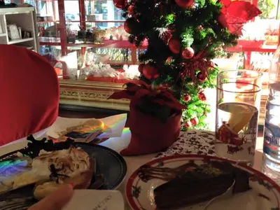 Кучкова - на Бали, Николета - в Дубай! Как родните звезди посрещнаха Новата 2016 (СНИМКИ от празничната вечер)