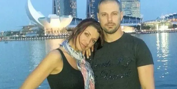 Карък! Кали за малко да се удави в Дубай (Кошмар на втория меден месец)