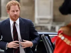 Шок в Бъкингам! Принц Хари се изцепи: Кралицата не ми е баба!