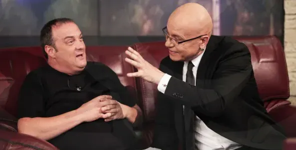 За първи път! Ето какви заплати взимат в Шоуто на Слави ( Цифрите ще ви ИЗНЕНАДАТ)