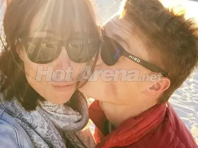 Цеци Красимирова с къща за 3 млн., Зара заби красив милионер, Теодора със златна сватба + кои бг красавици живеят като принцеси по света