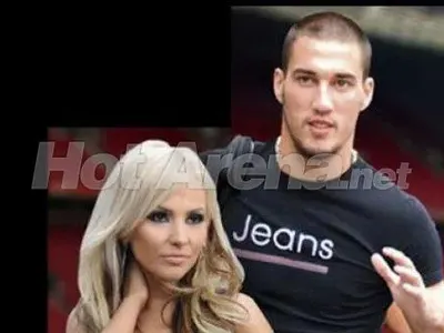 Цеци Красимирова с къща за 3 млн., Зара заби красив милионер, Теодора със златна сватба + кои бг красавици живеят като принцеси по света