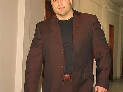 Ексклузивно! Митьо Очите любовник на Ивана! Певицата пали свещ да оздравее бързо (Снимки)