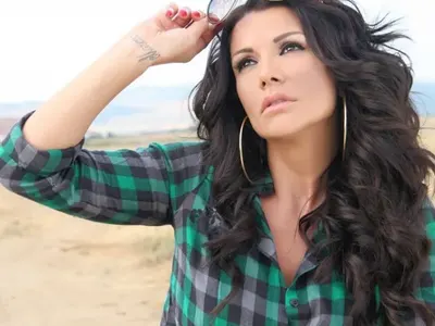 Ексклузивно в HotArena! Вижте първия мъж на Кали (Снимки в галерията)