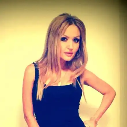 Пламена в разтърсваща до болка изповед! За анорексията, Коко Динев,  „Пайнер“ и как се става певица с богат любовник