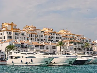 Алисия съобщи важна новина на народа: Аз не съм второ качество жена и ще почивам в Марбея! PR-ката на певицата врътна интрига и изпорти къде е почивала Николета!