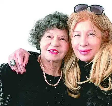 Голям скандал! Мутафова ограбена от дъщеря си! Муки краде от майка си, за да залага на бинго (Още разкрития)