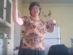Баба Веси тотално засенчи Джорджано (Вижте новата интернет сензация)
