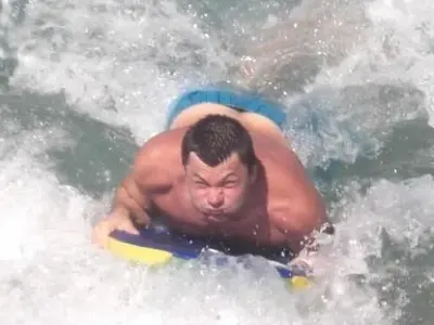 Тачо спи пиян по плажовете изпаднал в алкохолен делириум