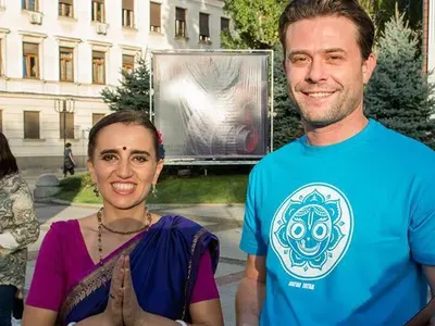 Фахрадин Фахрадинов стана сектант! Запалил се по  „Харе Кришна” откачалници