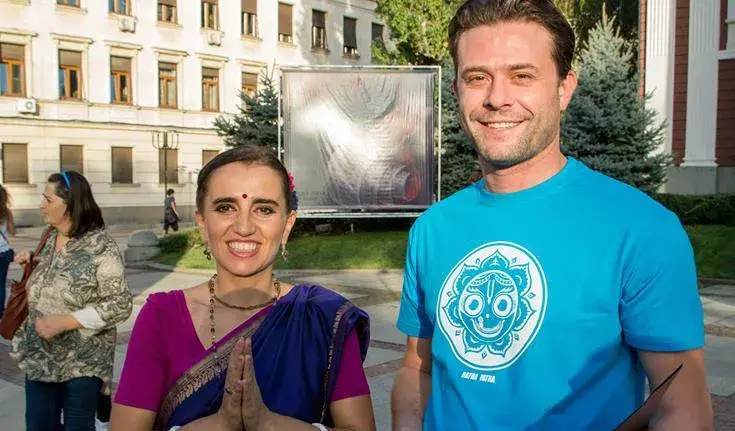 Фахрадин Фахрадинов стана сектант! Запалил се по  „Харе Кришна” откачалници