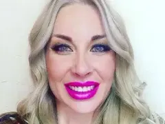 Фейсът на Антония Петрова ръбест от операции! Миската тотално се съсипа от пластики (Вижте на кого е заприличала - СНИМКИ)