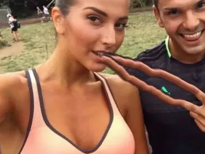 Жестока гавра в мрежата с бившата изгора на Лудия репортер, след като разкри безбройните й изневери (Снимки за възрастни)