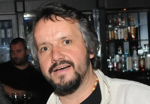 СКАНДАЛНО! Пияният Калин Терзийски щял да заколи издателя си