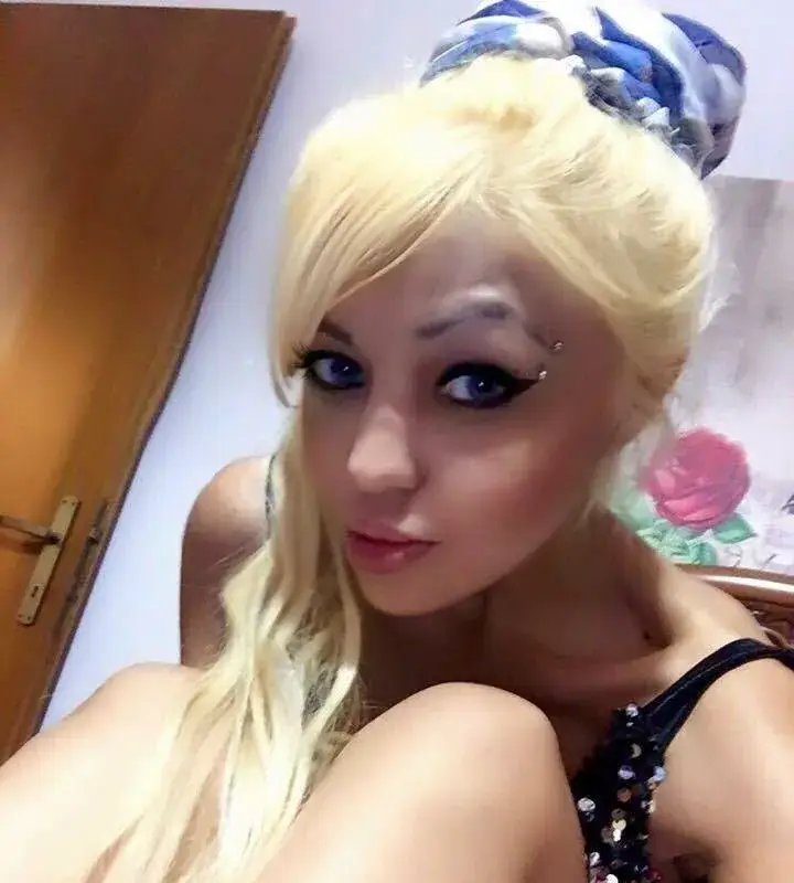 Адриана: Българите са лицемери!