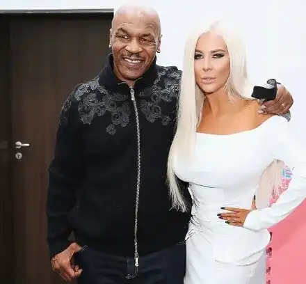 Андреа очарова Майк Тайсън в Академията на братя Пулеви (СНИМКИ)