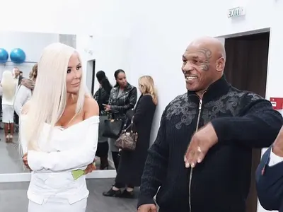 Андреа очарова Майк Тайсън в Академията на братя Пулеви (СНИМКИ)