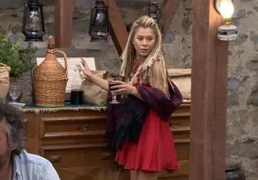 Ася Капчикова иска да напусне „Фермата“, плеймейтката е пред нервен срив, засипана от завист и злоба