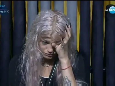 Жана се срина заради Бахаров (Актьорът публично се изгаври с певицата)