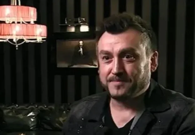 Любо Киров се покръсти, след като бе с единия крак в гроба и за малко да затрие майка си! (Подробности за случките)