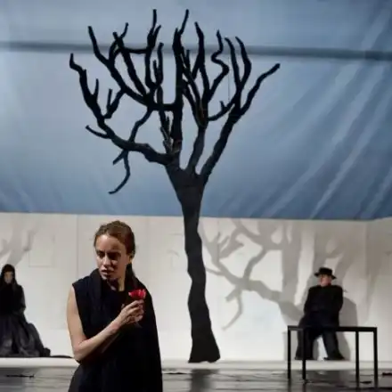 Радина Кърджилова, след като стана майка: Отново дибидюс на сцената!