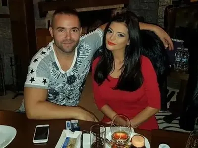 БОМБА! Преслава и новото й гадже си пудрили носовете със Слави Трифонов в къщата на баровеца Транспорта! Дългия натискал девойка 93-ти набор! Всичко за скандалната вакханалия ТУК