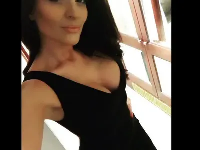 Ексклузивно в HotArena! Сестрата на Преслава разкри: Тя направи спонтанен аборт! (Вижте ужасяващата причина)