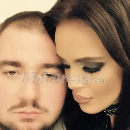 Мария и Гущеров ексклузивно пред HotArena: РАЗВОД няма! Тази снимка опровергава всички измислици за крах в брака на семейството!