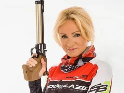 Апаши-нинджи прескочиха СОТ, куче и ограда, за да оберат Мария Гроздева + какво свиха от дома й