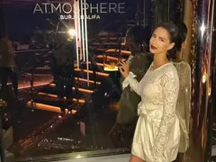 Цвети Стоянова грее в Дубай (Стана още по-красива от преди)