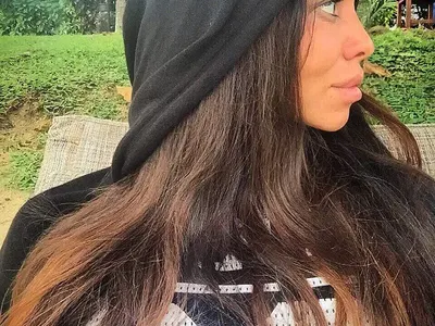 Това нормално ли е? Миската Звезделина си наблъска устата и дупарата със зверски дози силикон! (Снимки от Турция и Малдивите на лов за спонсори)