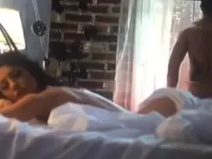 Ексклузивно ПАПАРАШКО ВИДЕО! Галин и Емануела лъснаха 100% дибидюс! Много скандални сцени!